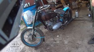 ПЕРЕГОНЯЮ ИЖ-49.