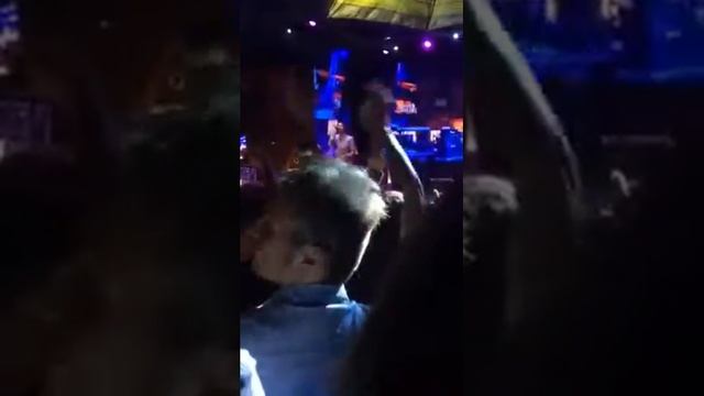 Annalisa Outlet Village Valdichiana смотреть онлайн