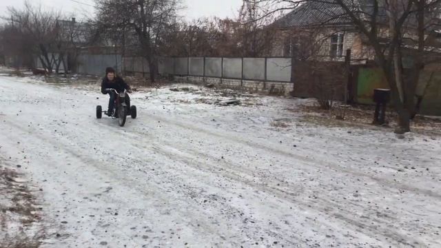 Лютый трицикл из Карпат смотреть онлайн