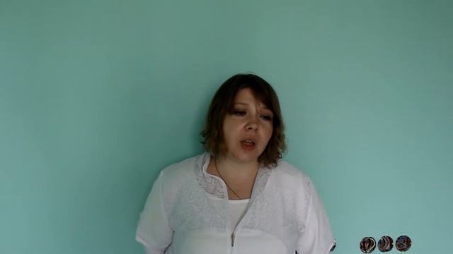 Натяжные глянцевые потолки в зале. Отзыв о Моссилинг смотреть онлайн