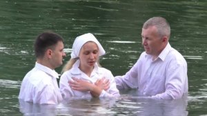 Голубое небо, белые одежды