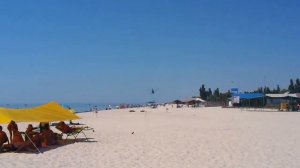 Вертолеты на пляже Лазурное 2016