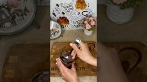 ЗАЛИВНОЙ ПИРОГ С ТУШЁНКОЙ «ОВА» И КАРТОФЕЛЕМ