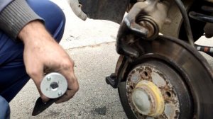 Замена задних тормозных колодок Mercedes Citan ,Renault Kangoo 2 , Renault Kangoo 3