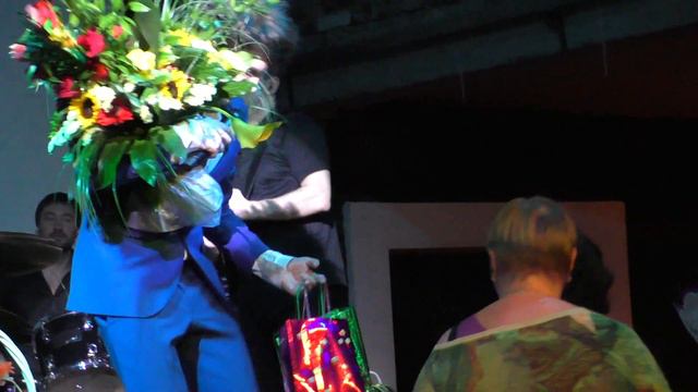 Александр Бон - Давай друг друга украдем + Продивитас (Екатеринбург 21.04.2015) #Бонтур смотреть онлайн