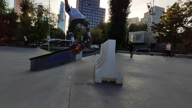 Осенние движения в Пресне. смотреть онлайн