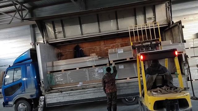 отгрузка со склада УралПлита. полное видео #уралплита #зависай #екатеринбург #погрузчик #нашаработа
