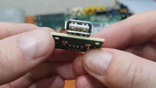 разбор цифровой ТВ приставки yuxing на медь и платы смотреть онлайн