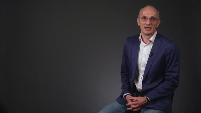 Какие документы налоговая вправе запрашивать вне проверок?