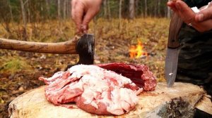 ЛЕСНАЯ КОПТИЛЬНЯ под ЗЕМЛЕЙ | КОПЧЕНЫЕ РЕБРА кабана | BUSHCRAFT КОПТИЛЬНЯ • ЛЕС ВСЕМ •