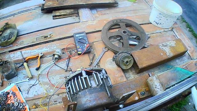 Самодельный генератор 12 В с ручным приводом
