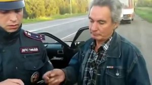 В ходе досмотра обнаружен шуруповерт без документов