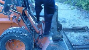 Перевозка минипогрузчика. Съезд и заезд.