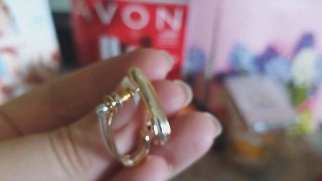 Пакет-сюрприз УКРАШЕНИЙ 3 каталог 2020 AVON смотреть онлайн