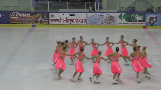 Команда по синхронному фигурному катанию “Lady Ice“ смотреть онлайн