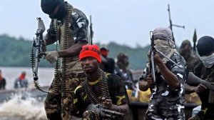 Русские морпехи наводят ужас на пиратов.mp4