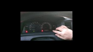 Как изменить/настроить яркость приборной панели на Toyota Corolla e120
