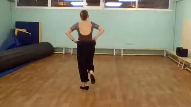 Дистанционное занятие студии исторического танца 