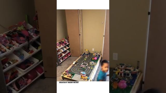 Hidden LEGO Play Table