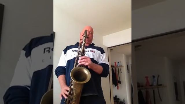 Coffee Break Groove смотреть онлайн