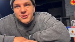Жена Тарасова преследует Регбиста