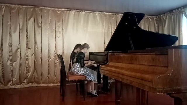 Фортепианный дуэт "ЭлизAnn" Потемина Елизавета - Николаева Анна ГУО "Оршанская ДШИ 3" смотреть онлайн