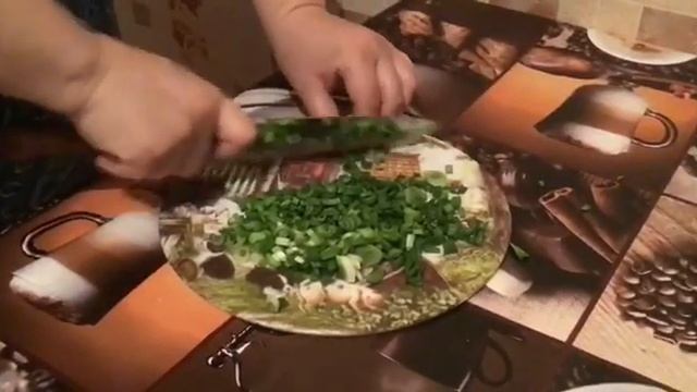 Мясо яка приготовленное в духовке.