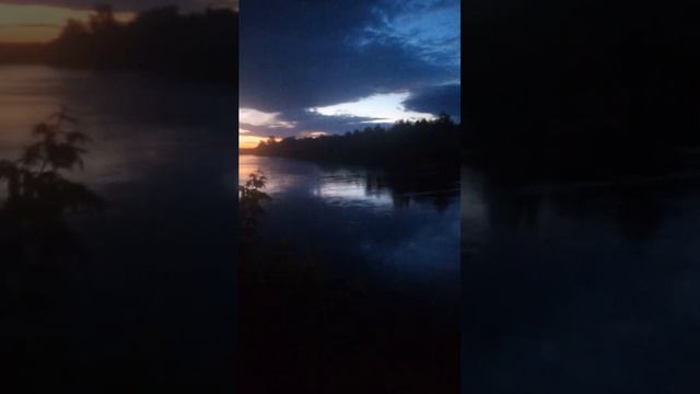 Соловьиное утро на Суре после дождя. Лунино.