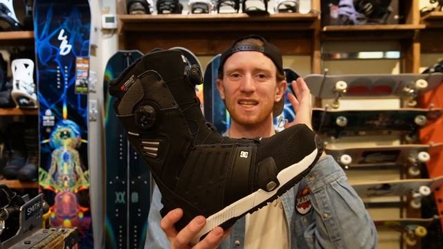 The Latest 2022 DC Step On Boots смотреть онлайн