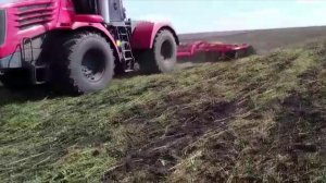 Работа бороны дисковой БДМ 5х4 производства БДТ-АГРО с трактором К-744 в Республике Молдова