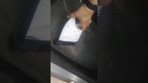 Установка фильтра салона Рено логан