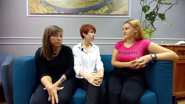 Интервью с дизайнером Ольгой Леоновой смотреть онлайн