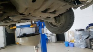 Прадо 120. Замена масла с промывкой BG109 и промывочное масло Лукойл. На пробу Лукойл Genesis 5w30.