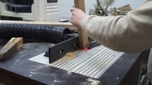 Реставрация старой мебели | Ножки для шкафа из дуба