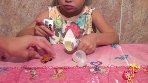 Открываем Киндер Сюрпризы Тачки Лунтик Unboxing kinder surprise with Cars