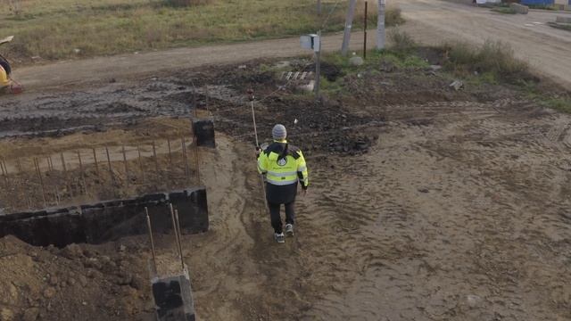 Геодезия в Строительстве для Новичков. Leica TS16i работа с удовольствием Один Геодезист в поле Вои смотреть онлайн