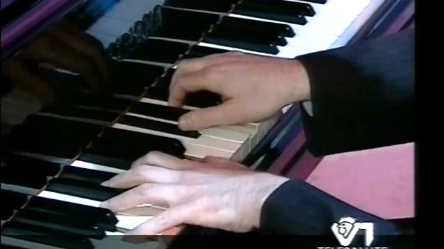 Chopin- Mazurka n° 6 in la min. 2004 plays fabrizio Zaniol смотреть онлайн