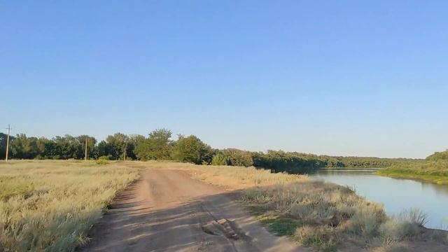 Где Чаган впадает в Урал. Коминтерн. Пляж. Уральск лето 2021