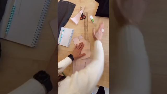 МОДЕЛИРОВАНИЕ ПЛАТЬЯ С КОКЕТКОЙ смотреть онлайн