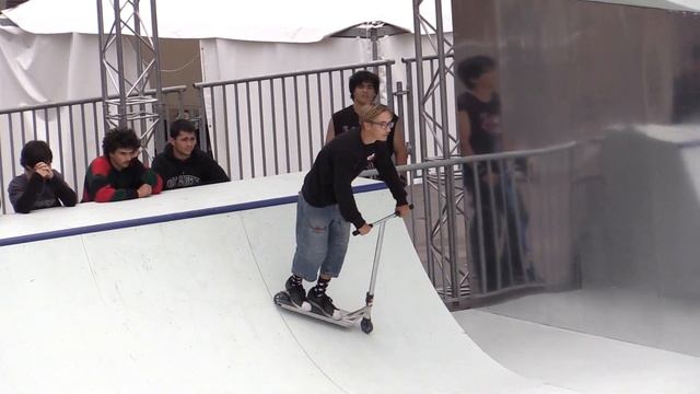 Арсений Губанов - любители, Парк Горького стрит "Gorkiy Ne Jam" Grand Skate Tour смотреть онлайн