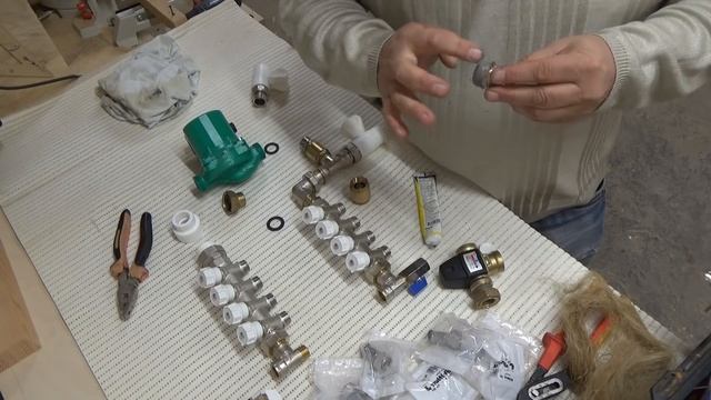 Теплый пол. Сборка насосно-смесительного узла смотреть онлайн