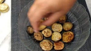 ГОРЯЧИЙ САЛАТ ИЗ КАБАЧКОВ И БАКЛАЖАН . ЛЕТНИЙ САЛАТ.