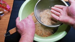 Зимняя прикормка по холодной воде,Осенняя прикормка своими руками,насадка на карася леща