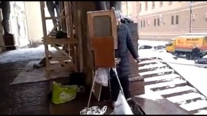 Пленэр у Эрмитажа. А.Анненков, О. Кузьмина