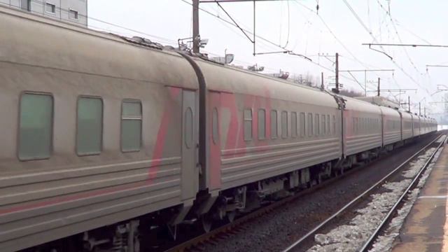 ЧС7-120 с поездом №4 "Белгород – Москва" смотреть онлайн