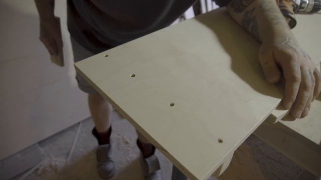 Полки для обуви своими руками из фсф фанеры | True Roots Workshop | 4k DIY смотреть онлайн