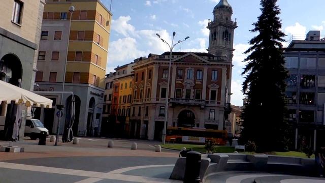 Варезе . Varese .Центр . смотреть онлайн