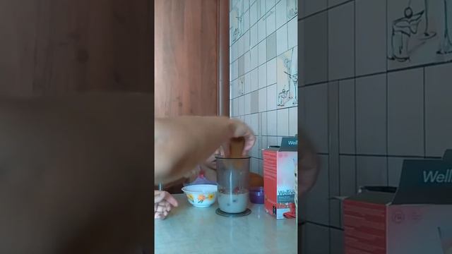 Готовим клубничный коктейль #wellness семья Хребковых г. Курган смотреть онлайн