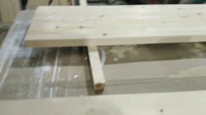 Г образная лестница с площадкой, своими руками. Высчитываем, запиливаем, в конце куча дров.