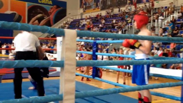 Почтарев Илья, кикбоксинг Орехово Зуево , 24 мая 2014г. смотреть онлайн